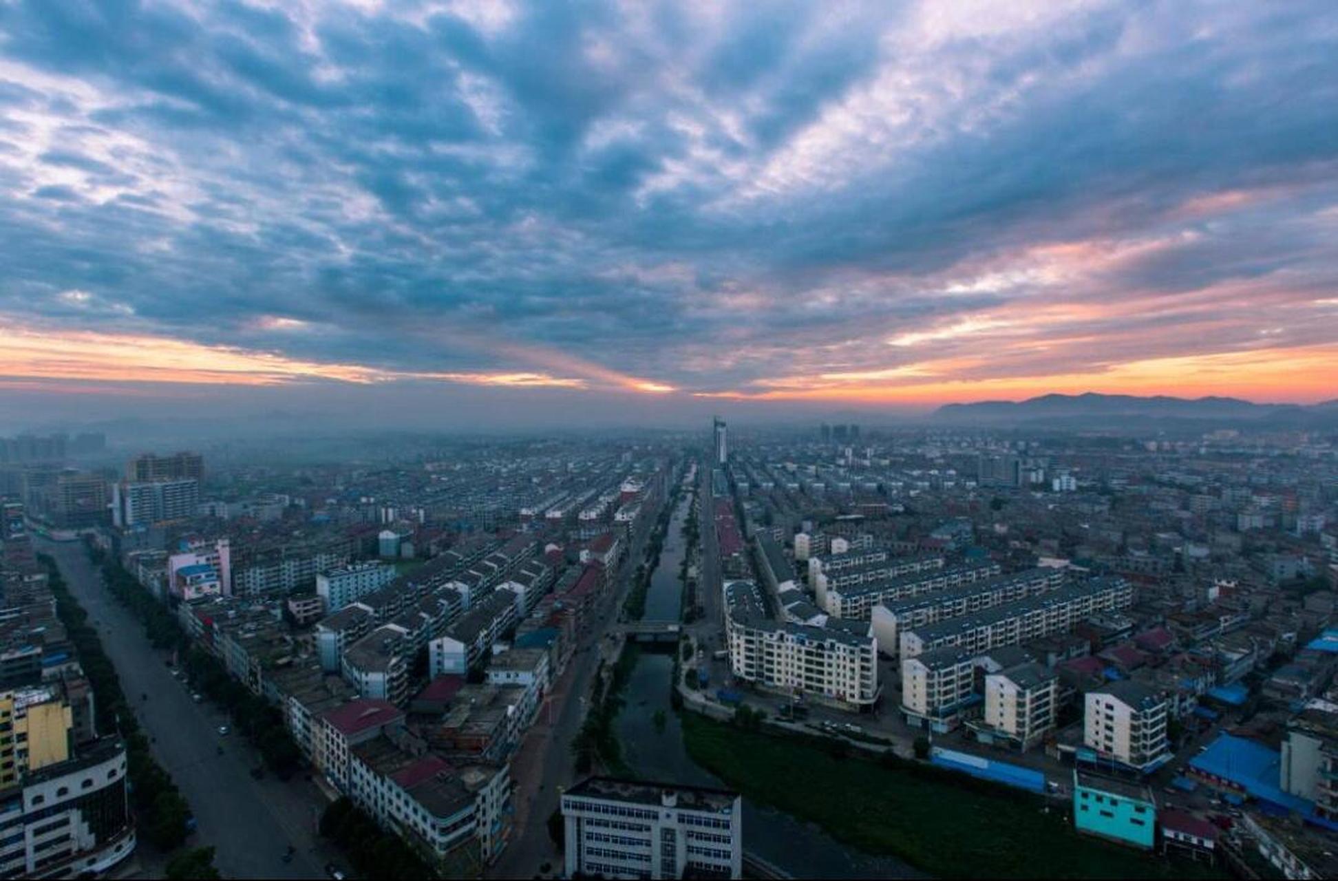 江西省抚州市东乡区介绍 东乡区,隶属江西省抚州市,位于江.